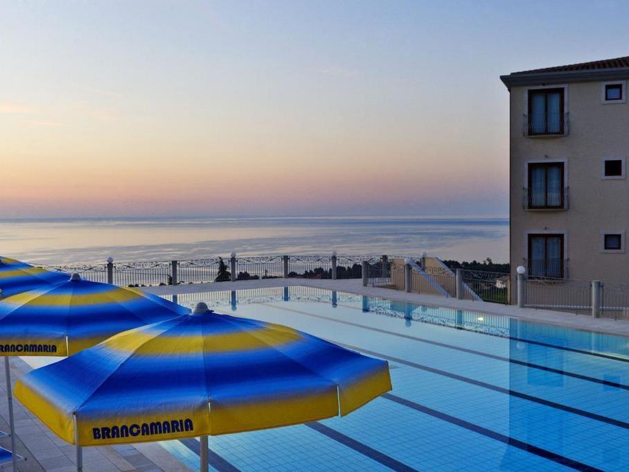 Hotel Brancamaria Cala Gonone Eksteriør bilde