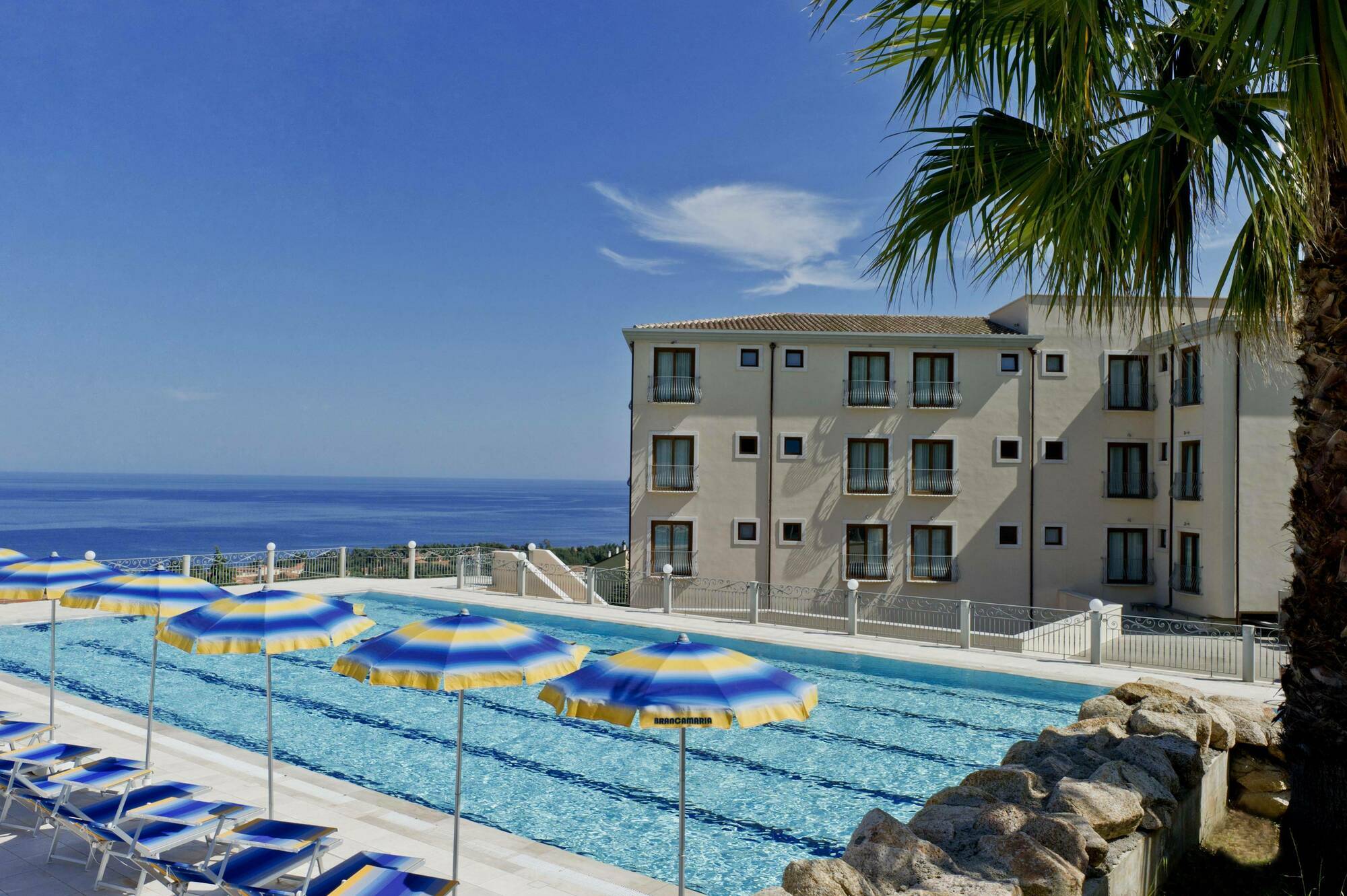 Hotel Brancamaria Cala Gonone Eksteriør bilde